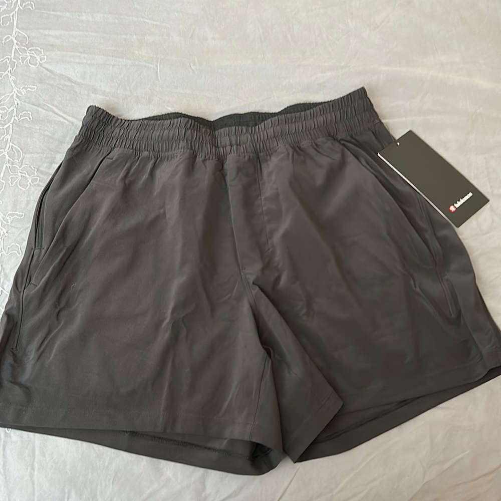 MEN LULU LEMON Pace Breaker Short 5’’